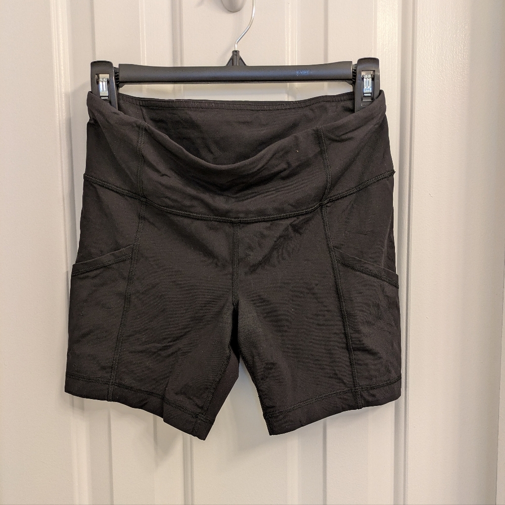 Black Lululemon running bike shorts